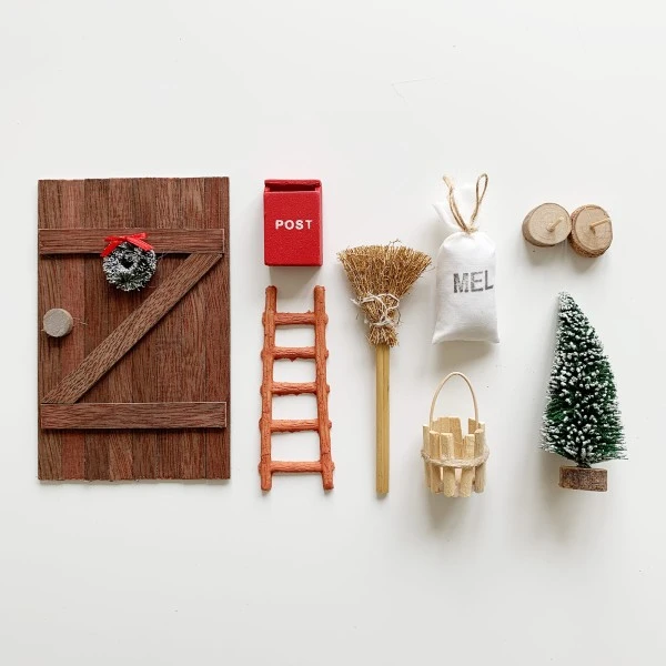 Wichteltür-Set Holz Braun 9-teilig Mit Viel Zubehör – Bild 2