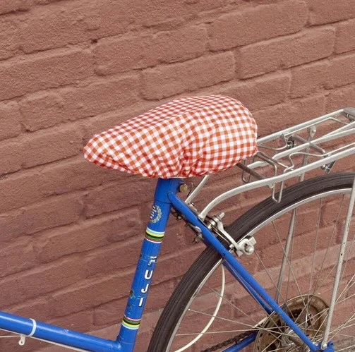 Kikkerland Gingham Bike Seat Cover – Bild 2